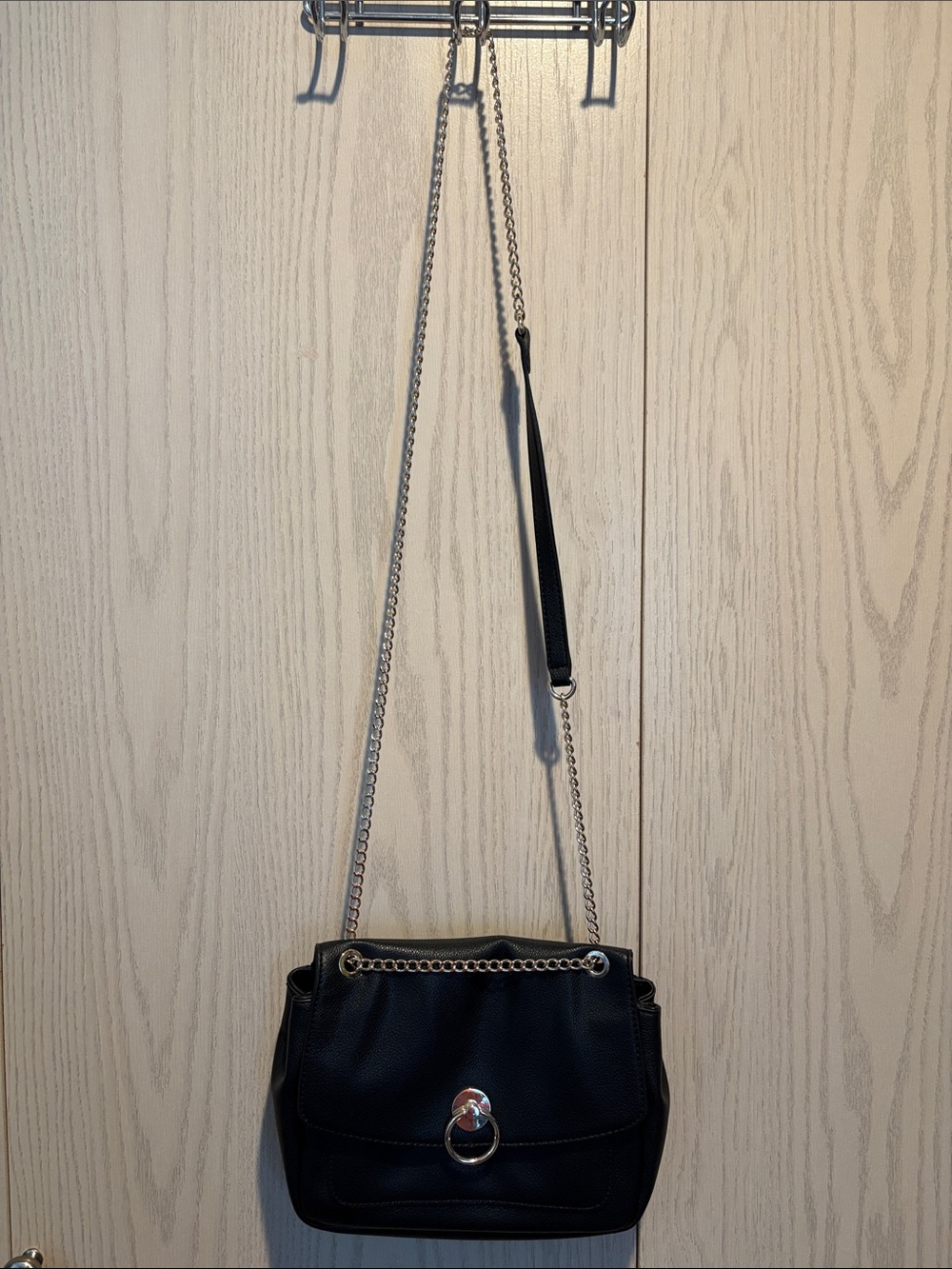 LC Lauren Conrad Black Shoulder Bag with gold Chain